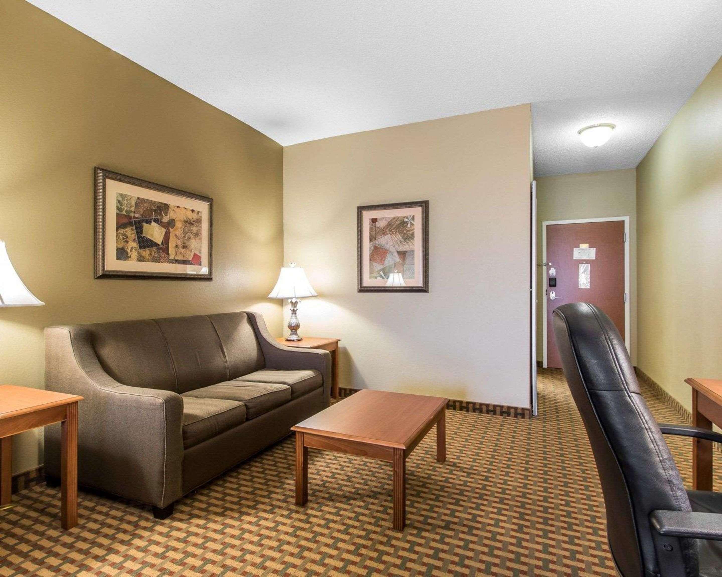 Garner Hotel Oklahoma City - Quail Springs By Ihg Εξωτερικό φωτογραφία