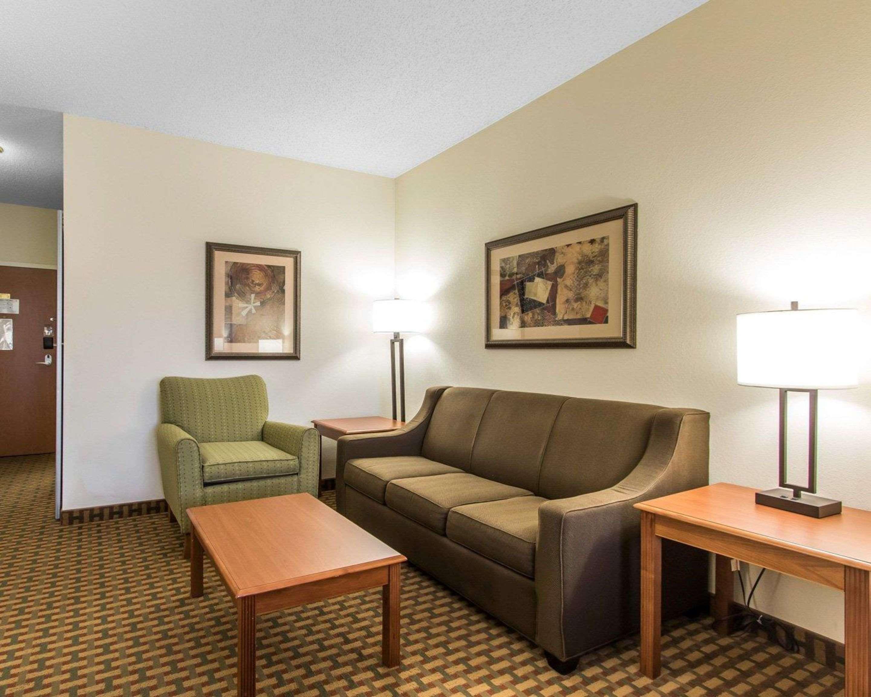 Garner Hotel Oklahoma City - Quail Springs By Ihg Εξωτερικό φωτογραφία