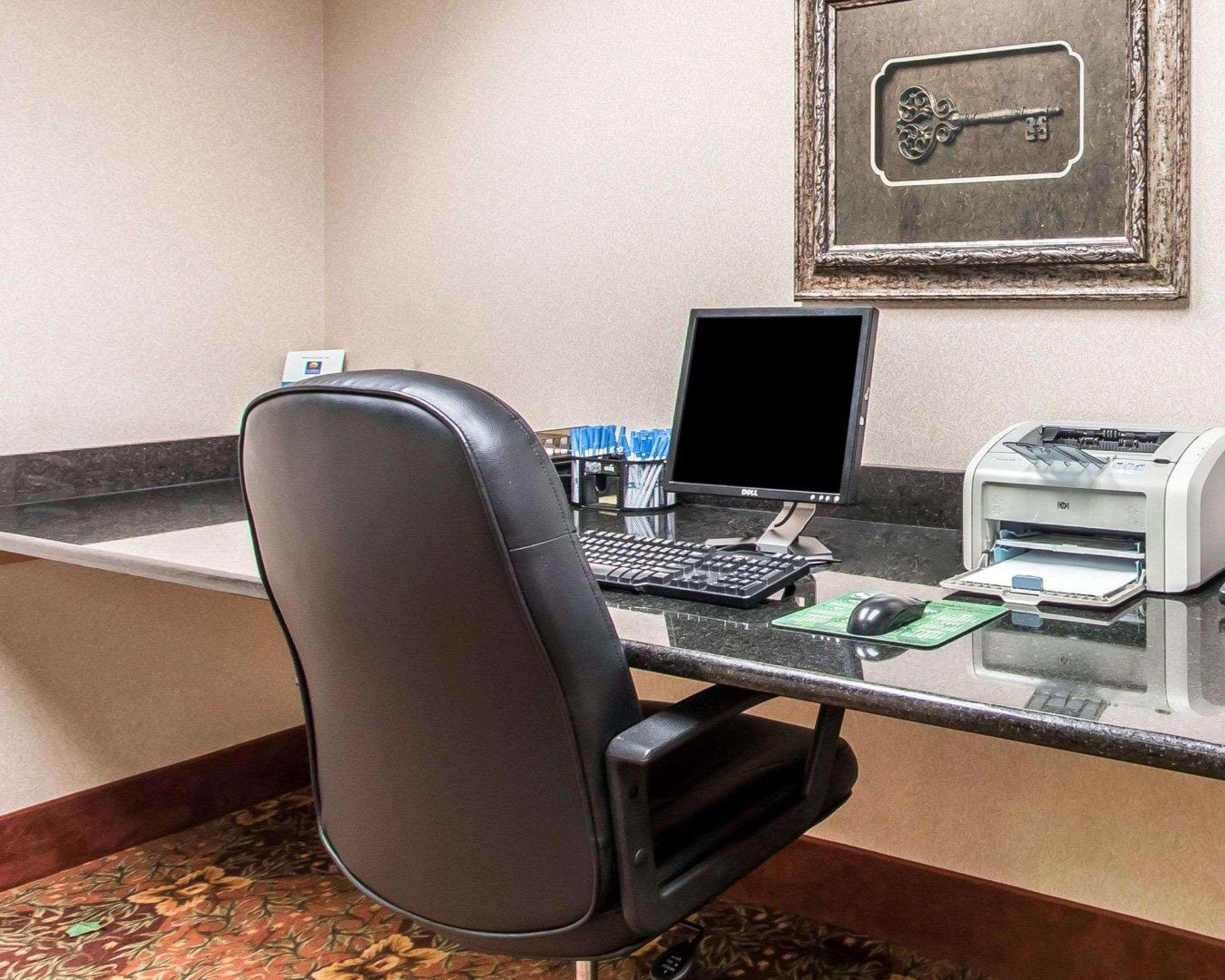 Garner Hotel Oklahoma City - Quail Springs By Ihg Εξωτερικό φωτογραφία