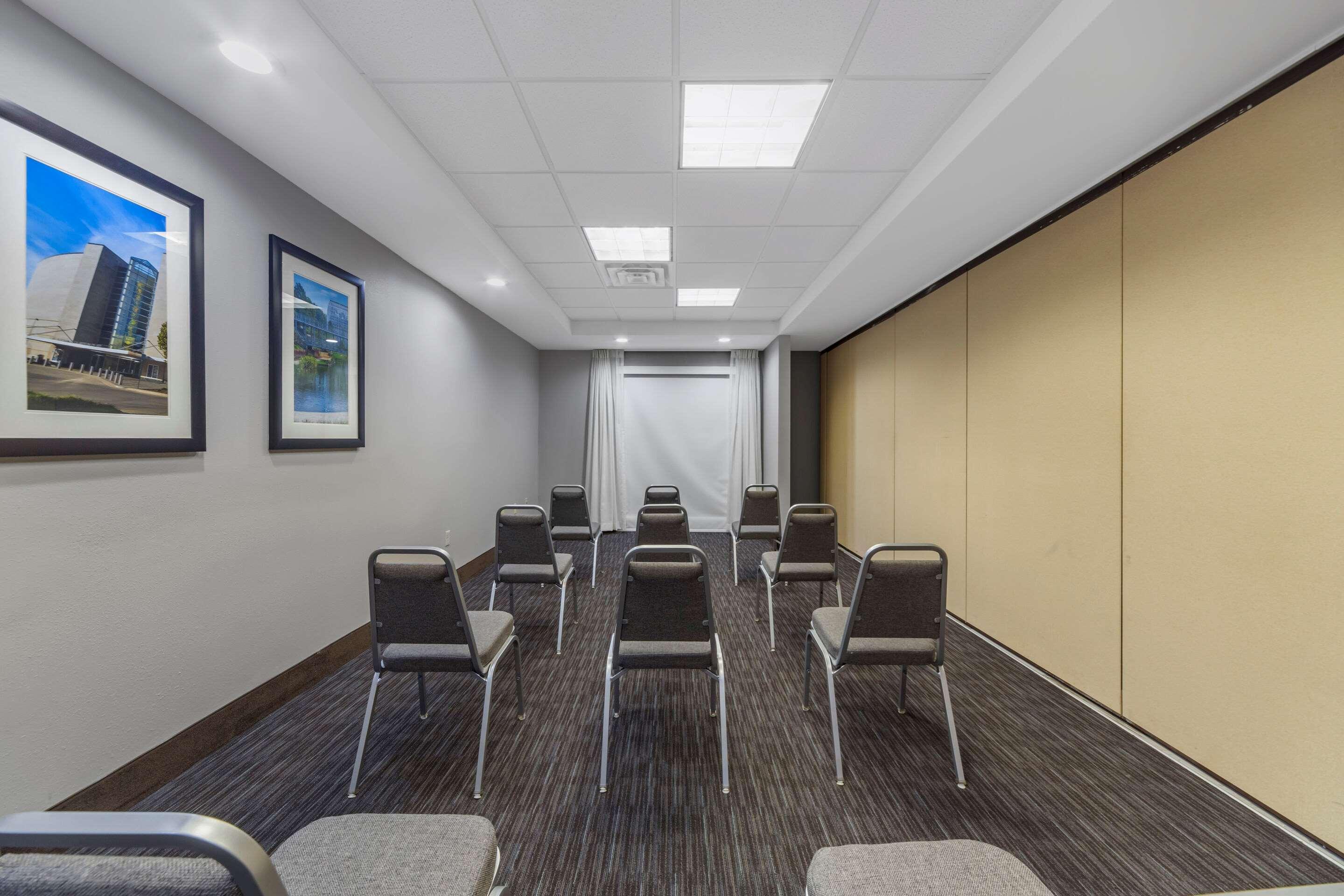 Garner Hotel Oklahoma City - Quail Springs By Ihg Εξωτερικό φωτογραφία